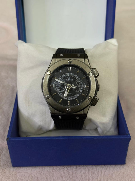 "Hublot Iconic Timepiece – Modern Elegance & Performance"